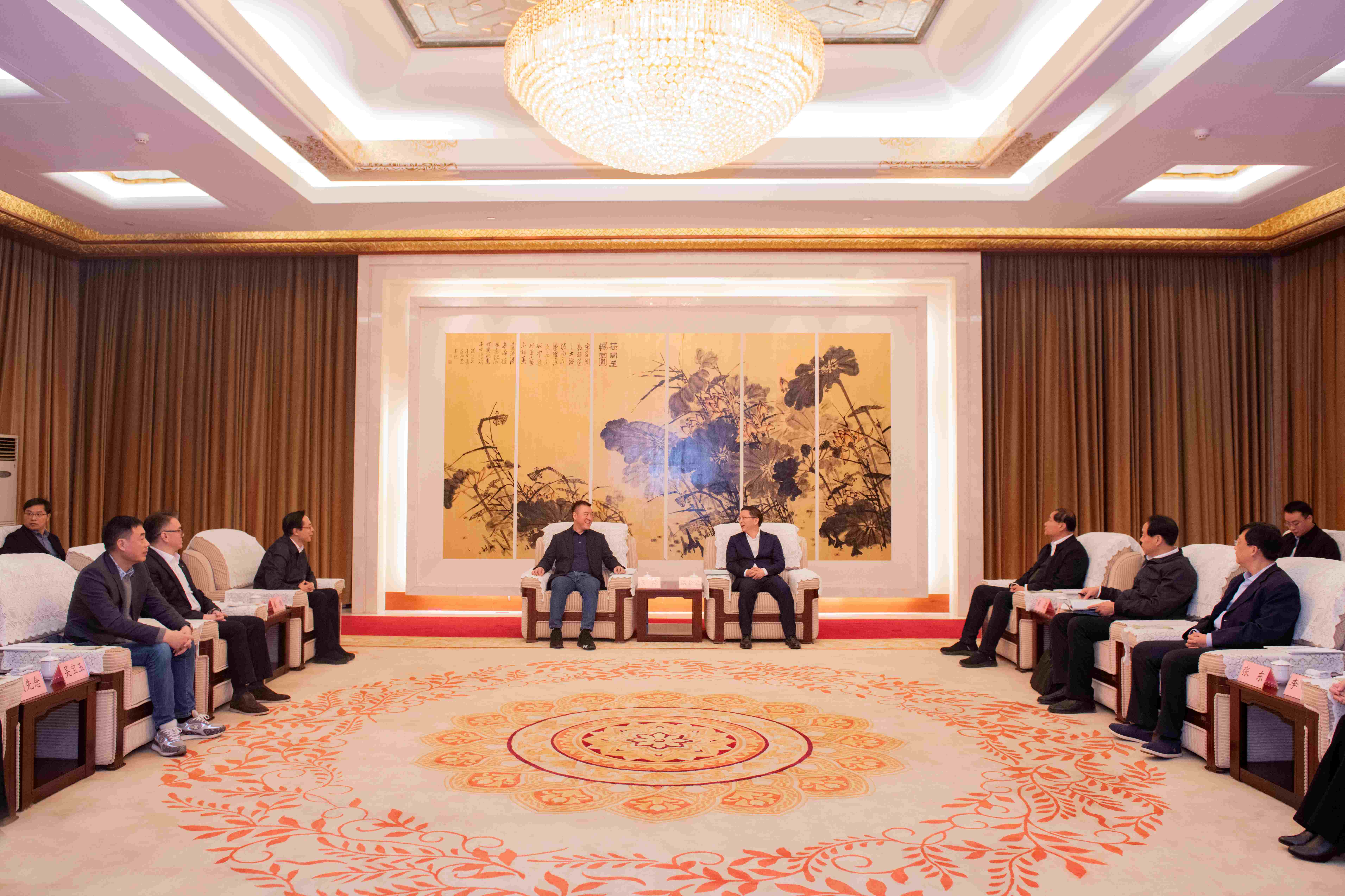 彩神vll官网科技董事长陈涛向导深圳市和惠州市企业家前往济宁市考察交流 